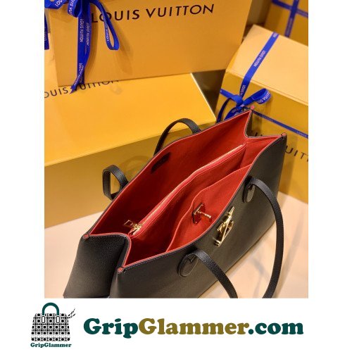 Louis Vuitton Favorite - Image 3