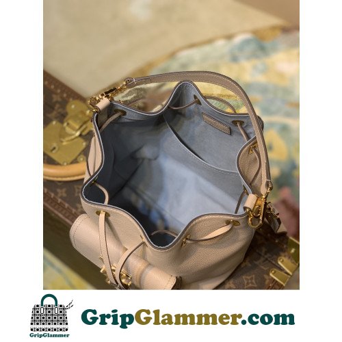 Louis Vuitton Favorite - Image 3