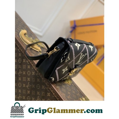 Louis Vuitton Pochete - Image 3