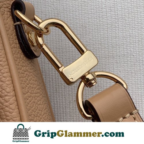 Louis Vuitton Pochete - Image 2