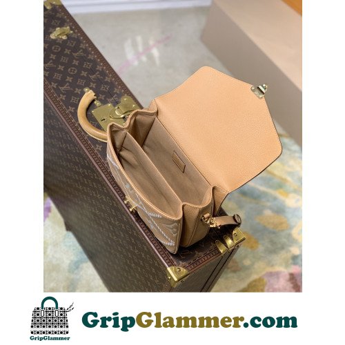 Louis Vuitton Pochete - Image 4