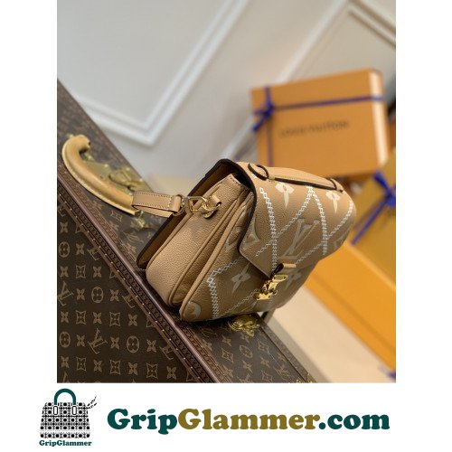 Louis Vuitton Pochete - Image 8