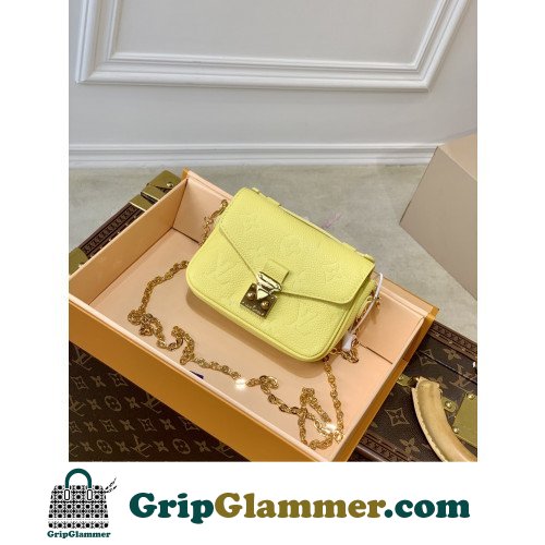 Louis Vuitton Pochete