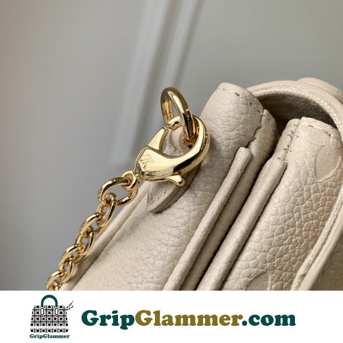 Louis Vuitton Pochete - Image 9