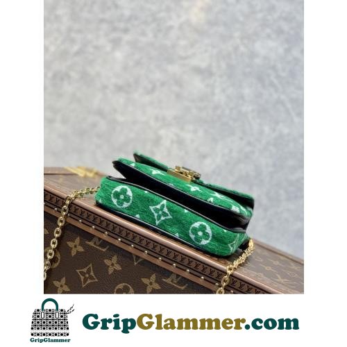 Louis Vuitton Pochete - Image 3