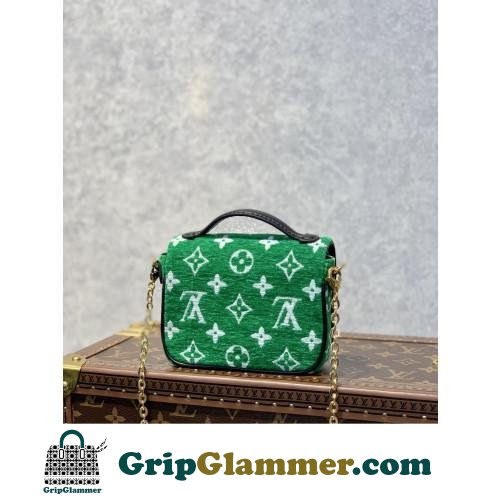 Louis Vuitton Pochete