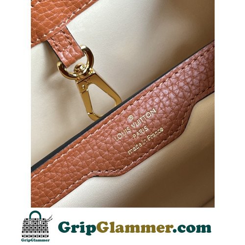 Louis Vuitton Capucines - Image 8