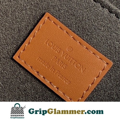 Louis Vuitton Petite Malle - Image 4