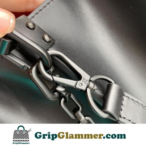 Louis Vuitton Petite Malle - Image 4