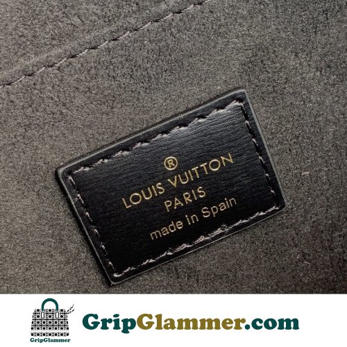 Louis Vuitton Petite Malle - Image 2