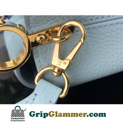 Louis Vuitton Capucines - Image 4