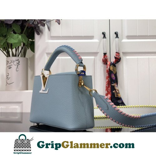 Louis Vuitton Capucines - Image 5