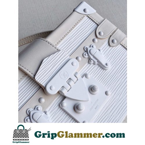 Louis Vuitton Petite Malle - Image 6