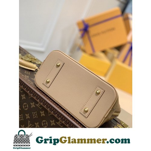 Louis Vuitton Alma - Image 4
