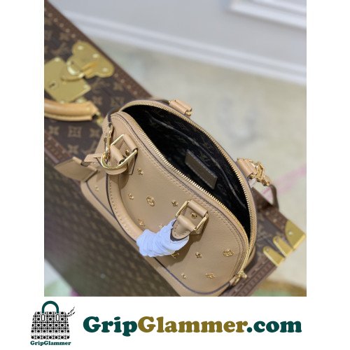 Louis Vuitton Alma - Image 5