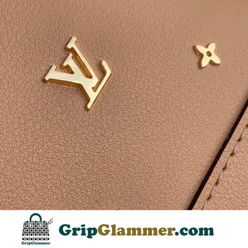 Louis Vuitton Alma - Image 6