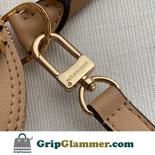 Louis Vuitton Alma - Image 7