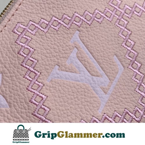 Louis Vuitton Pochete - Image 3