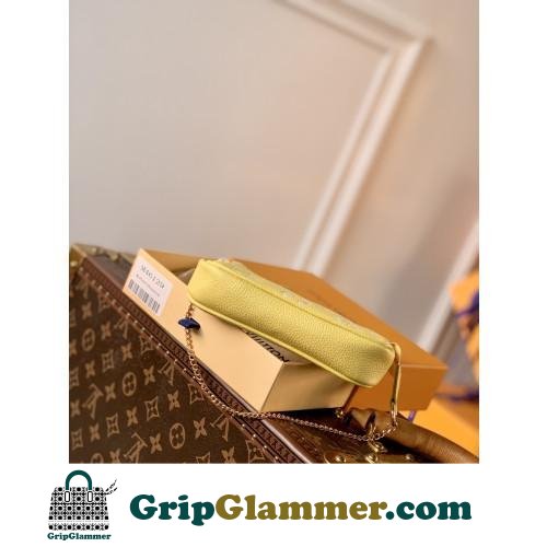 Louis Vuitton Wallet - Image 4