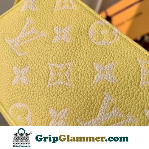 Louis Vuitton Wallet - Image 5