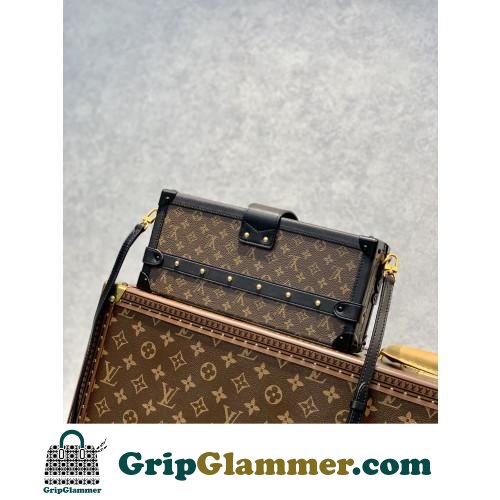 Louis Vuitton Petite Malle - Image 2