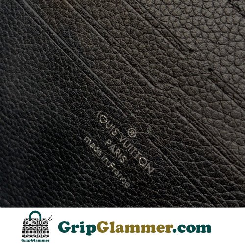 Louis Vuitton Favorite - Image 3