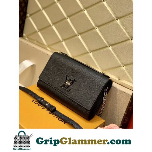 Louis Vuitton Favorite