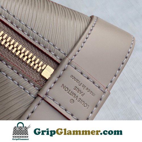 Louis Vuitton Alma - Image 2