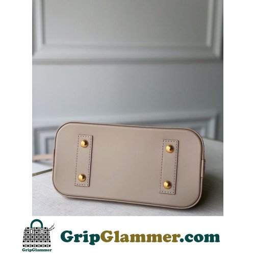 Louis Vuitton Alma - Image 5