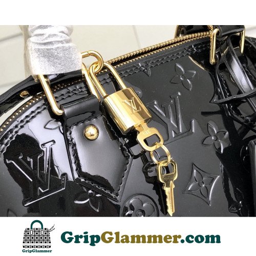 Louis Vuitton Alma - Image 6