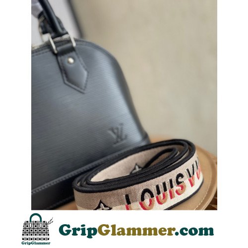 Louis Vuitton Alma - Image 3