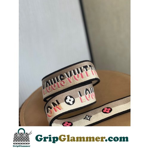 Louis Vuitton Alma - Image 9