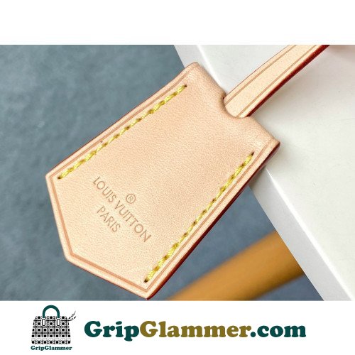 Louis Vuitton Alma - Image 2