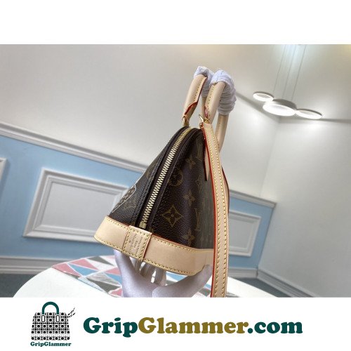 Louis Vuitton Alma - Image 5