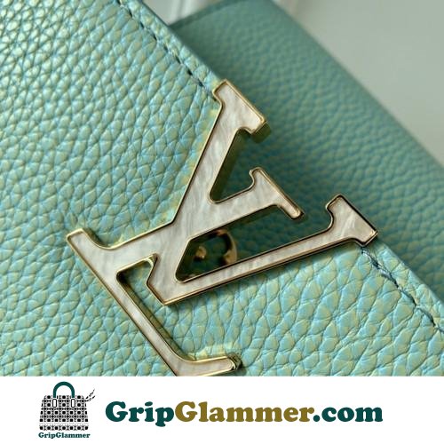 Louis Vuitton Capucines - Image 5