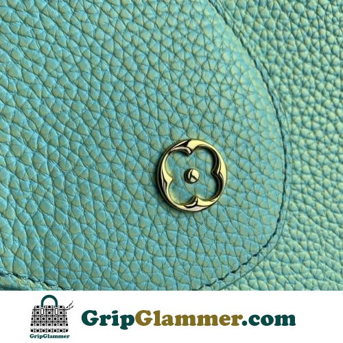 Louis Vuitton Capucines - Image 6