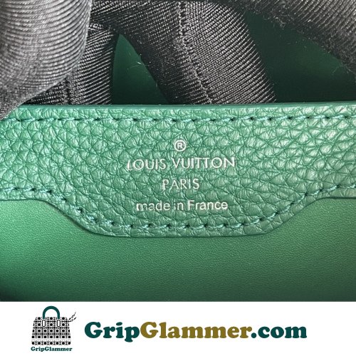 Louis Vuitton Capucines - Image 6