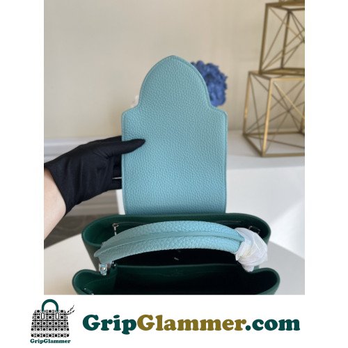 Louis Vuitton Capucines - Image 8