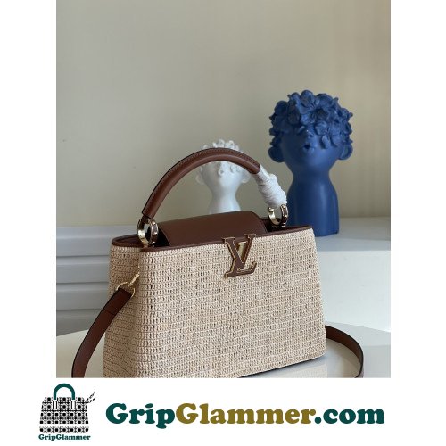 Louis Vuitton Capucines - Image 4