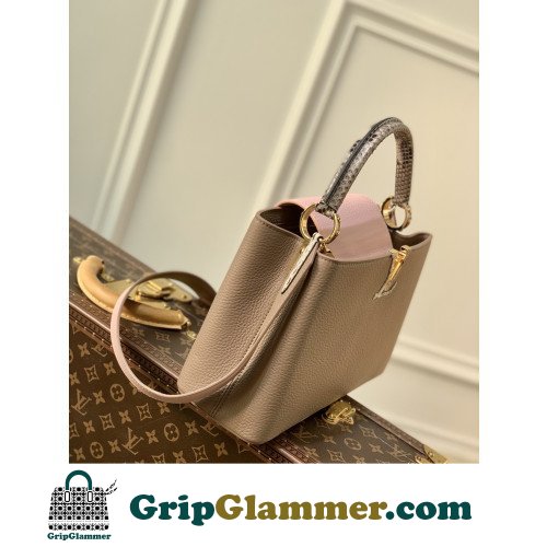 Louis Vuitton Capucines - Image 4