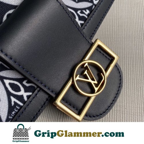 Louis Vuitton Petite Malle - Image 2