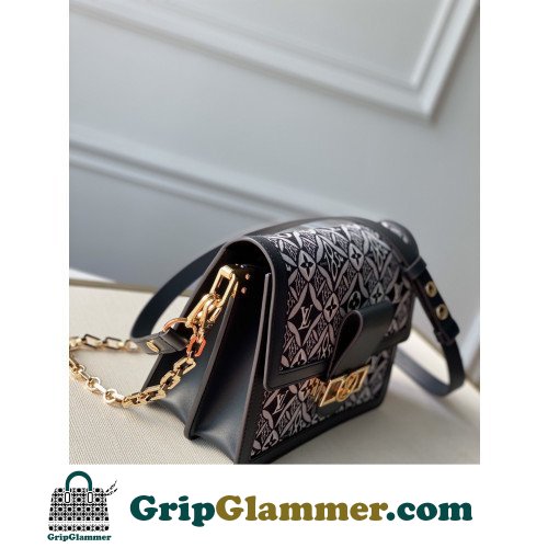 Louis Vuitton Petite Malle - Image 4