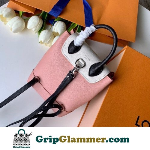 Louis Vuitton Favorite - Image 3