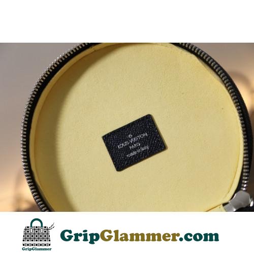 Louis Vuitton Cannes - Image 9