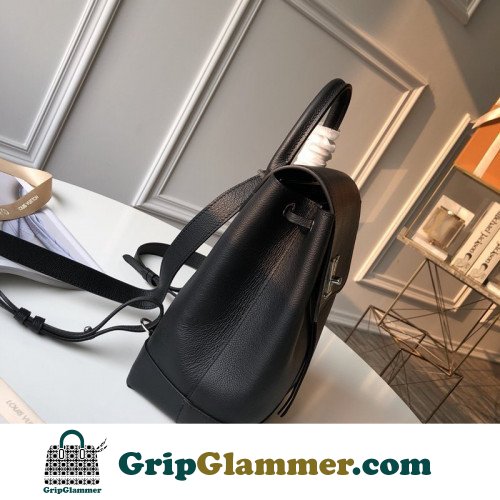 Louis Vuitton Favorite - Image 3