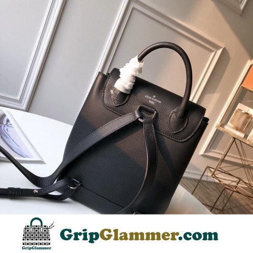 Louis Vuitton Favorite - Image 9