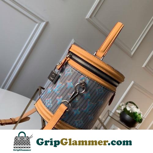 Louis Vuitton Cannes - Image 7