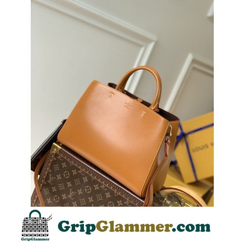 Louis Vuitton Tote - Image 3