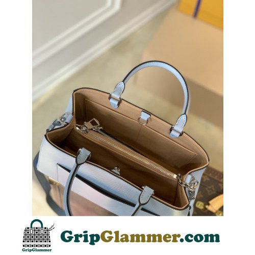 Louis Vuitton Tote - Image 9