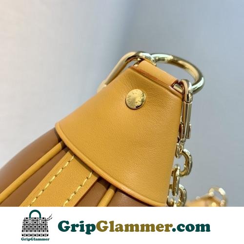 Louis Vuitton Tote - Image 6